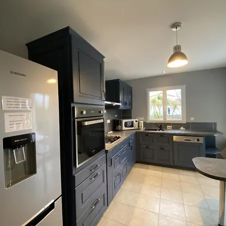 Maison Fouras, 5 Pieces, 6 Personnes - Fr-1-709-8 Tatil Evi
