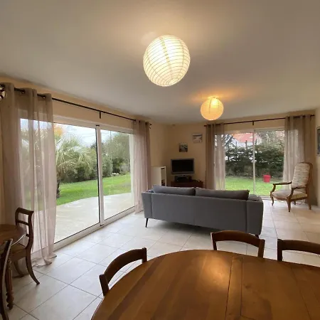 Maison Fouras, 5 Pieces, 6 Personnes - Fr-1-709-8 Fouras