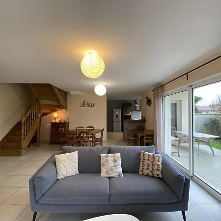 Tatil Evi Maison Fouras, 5 Pieces, 6 Personnes - Fr-1-709-8 Fouras