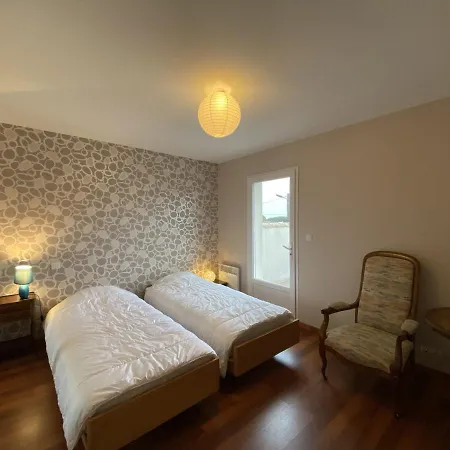 Maison Fouras, 5 Pieces, 6 Personnes - Fr-1-709-8 Tatil Evi *
